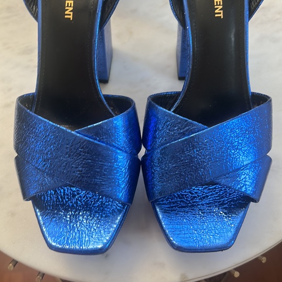 Saint Laurent Leather Sandals Blue & Metallic
Platform Authentic sz 38 1/2 - Picture 12 of 15